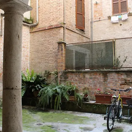 Bed & Breakfast Palazzo Migliani 3*